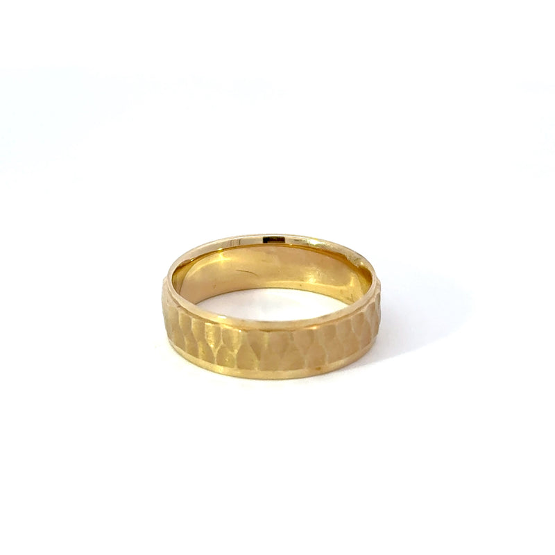 Yellow Gold Men’s Wedding Ring